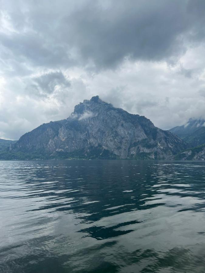 Traum Panorama Apartment Mit Berg & Seeblick Altmünster Εξωτερικό φωτογραφία